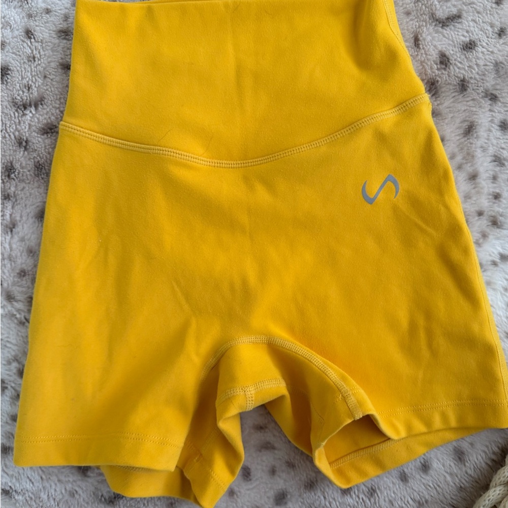Vibrant Yellow Women's Bike Shorts